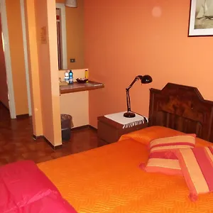 Orange House , Varenna Italy